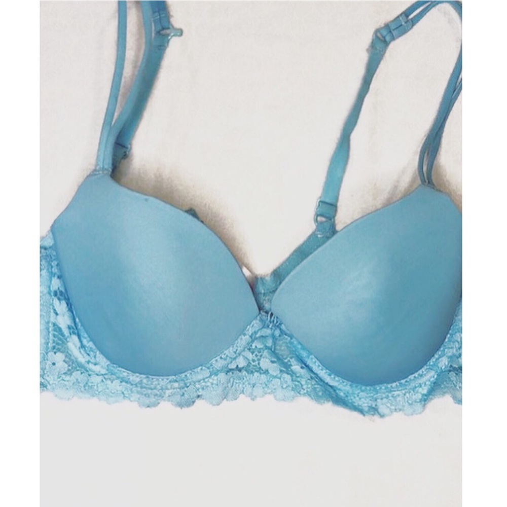 No Boundaries | Light Blue Floral Lace Bra 32B